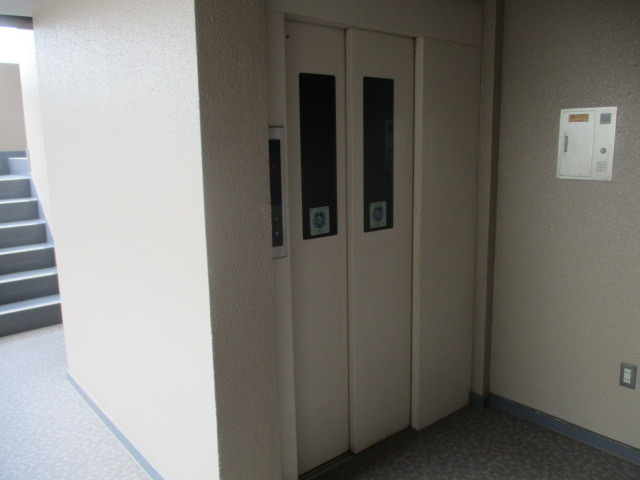 大阪市東淀川区豊新２丁目のマンション