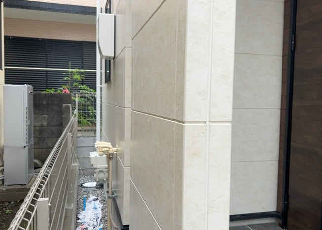 【発電・温水設備】 | 省エネ給湯器とは従来型の給湯器より熱効率が高く、少ない燃料でたくさんのお湯を沸かすことが出来る高効率な給湯器のことを指します。また、省エネ給湯器には種類があり、利便性や効果なども様々です。