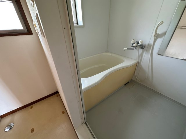 シャーメゾン白国の浴室