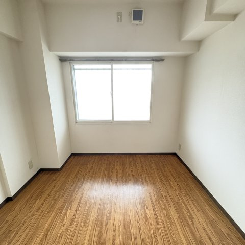 ティアラ高砂ハイツの玄関