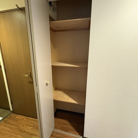 ティアラ高砂ハイツの収納