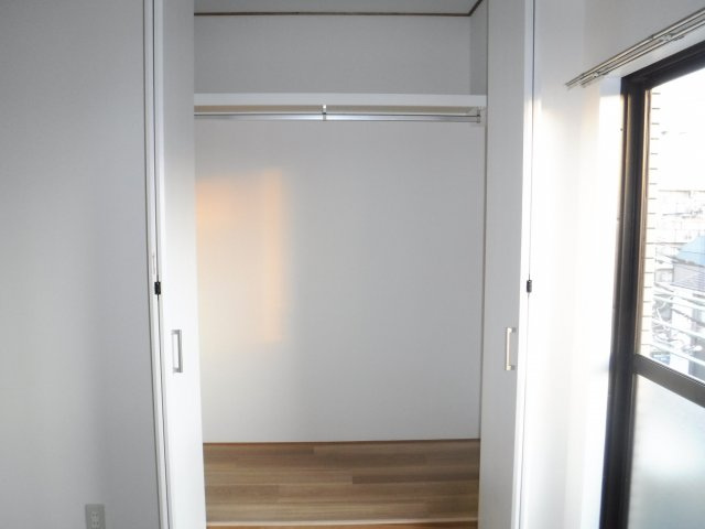メイプル中原の収納|他のお部屋の参考写真となります。