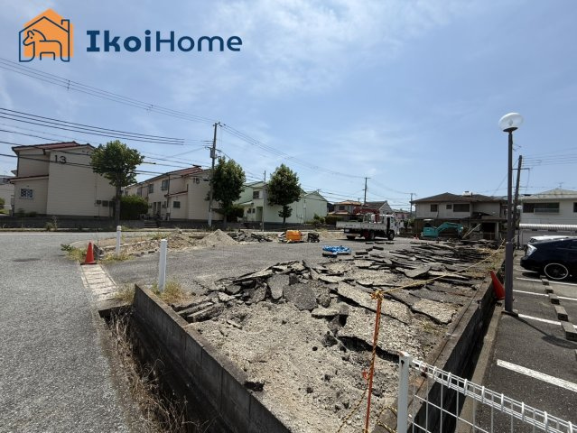 神戸市西区池上4丁目　1期全4区画　4号地　土地の周辺|●資料・カタログのご請求無料●　伊川谷小学校までは徒歩18分、伊川谷中学校までは徒歩8　分。