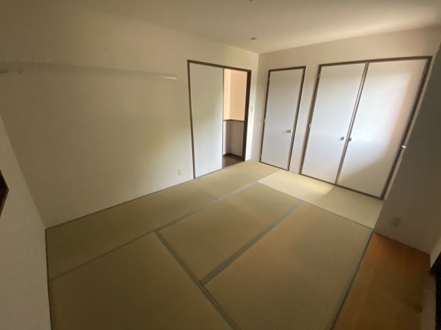 フレグランス加西 B棟の和室