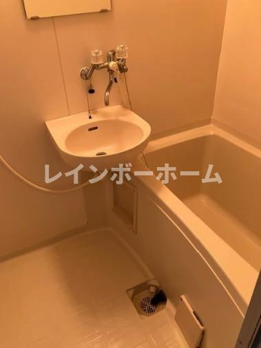 シテ・ラピーヌ南行徳の浴室