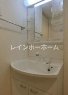リブリ・川越新宿町の独立洗面台