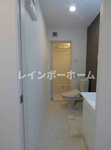 ＣＡＲＥＬ新鎌ヶ谷のトイレ|落ち着いた色調のトイレです
