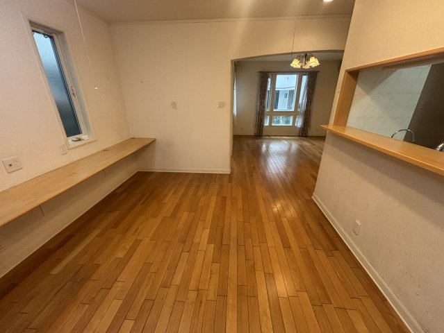 目白2丁目中古戸建の居間・リビング