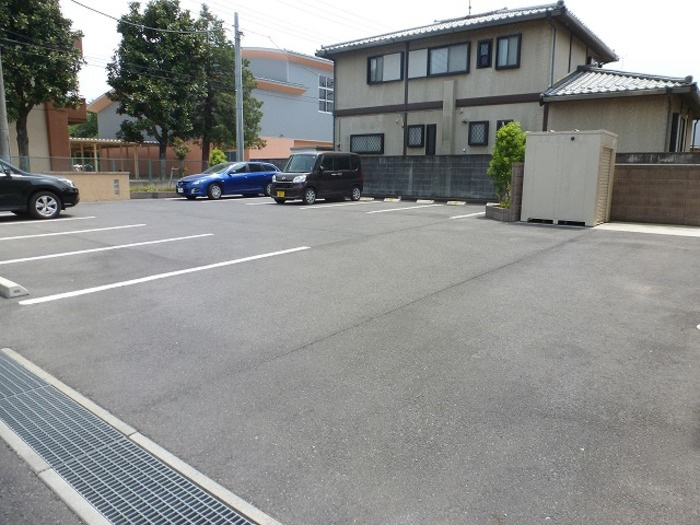 ボナール Ａの駐車場