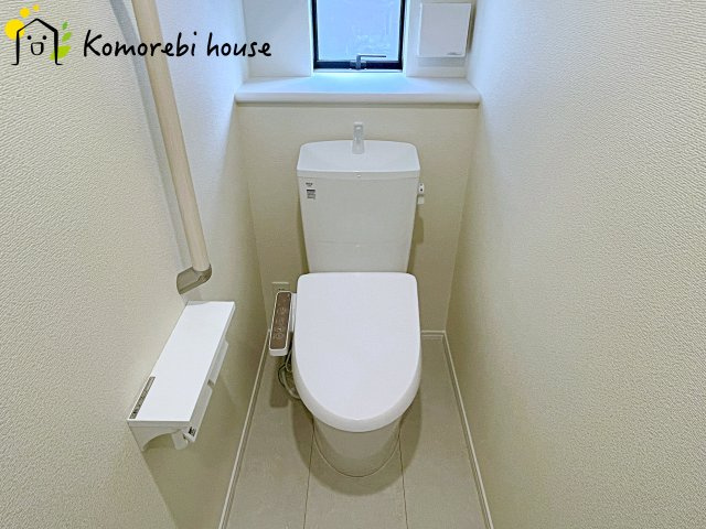 さいたま市北区奈良町42番　新築一戸建て　ハートフルタウン　Hのトイレ|26.7.27撮影済み