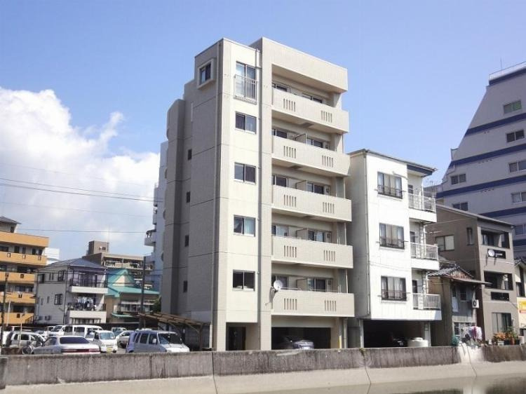 エスポワール大川筋の外観