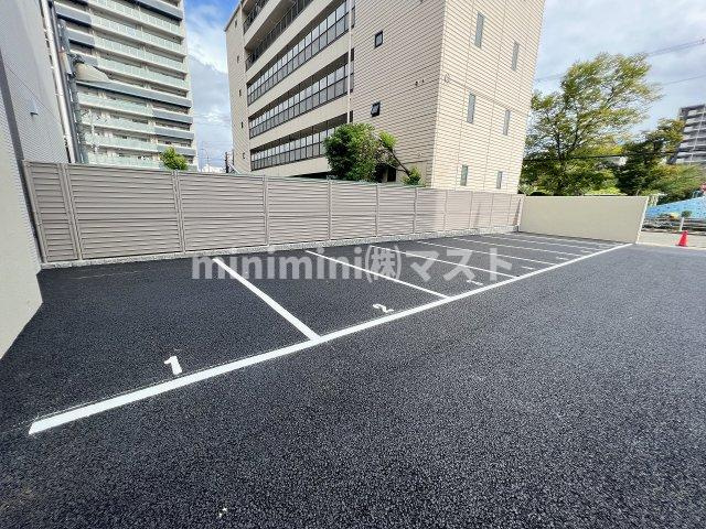 ｇｍ難波ウエストＤ．Ｃ.の駐車場