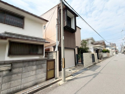 【前面道路含む現地写真】 |  少林寺町東３丁　中古戸建 | 【即日見学予約可能】ネット予約も受け付けております！直前でネット予約締切に間に合わない場合は、お気軽にお電話ください♪売主コメント