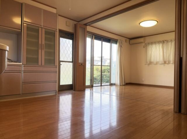 【居間・リビング】 | 行田市西新町　中古戸建