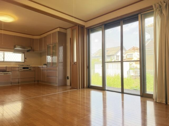 【居間・リビング】 | 行田市西新町　中古戸建