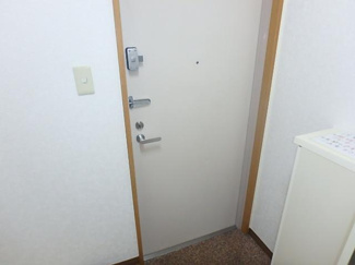 【玄関】 | プライム王子神谷 | 落ち着いた玄関です