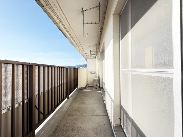 リバーハイツ比島Ⅱの玄関