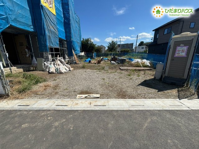 鴻巣市境　第1期　新築一戸建て　ワイウッドコート　05の駐車場