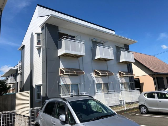 フローラ泉町Ｂの外観