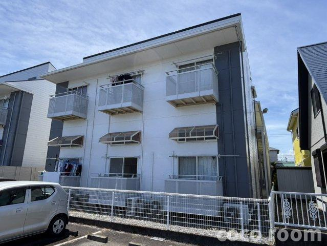 フローラ泉町Ｂの外観
