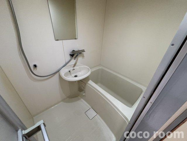 フローラ泉町Ｂの浴室