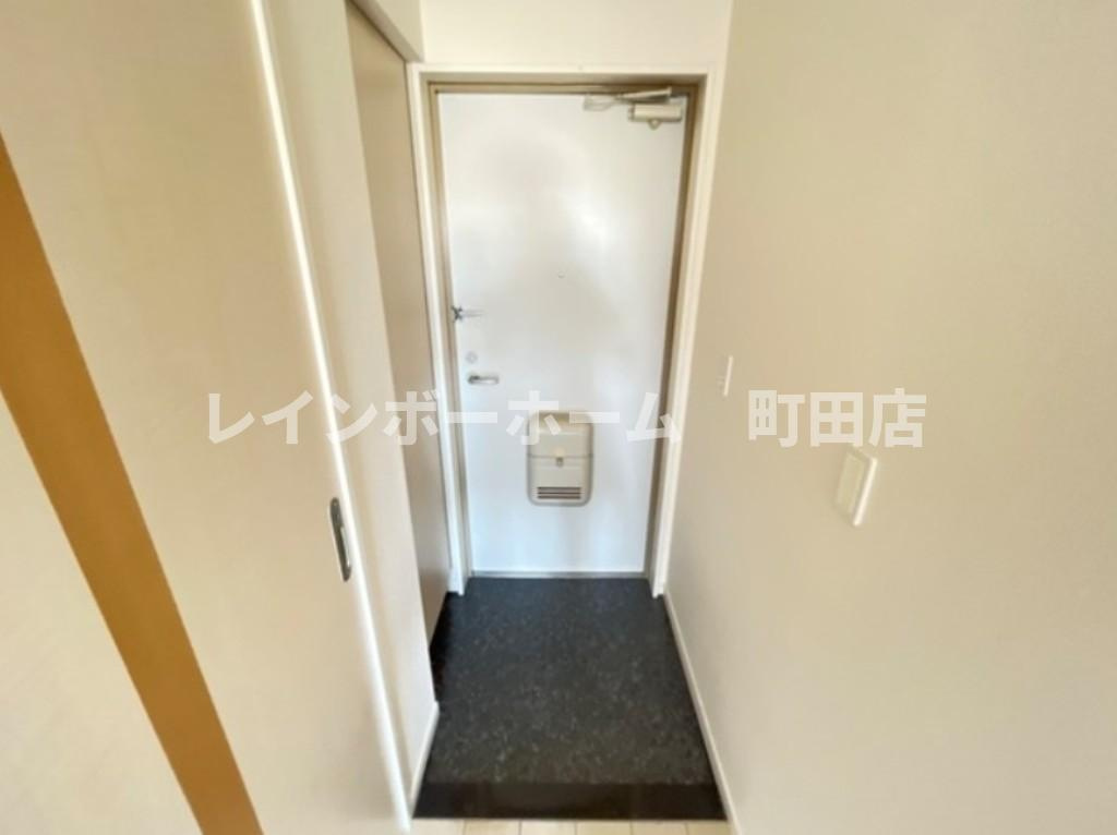 ヴァンヴェール2※初期費用分割あと払いサービス利用可能物件の玄関