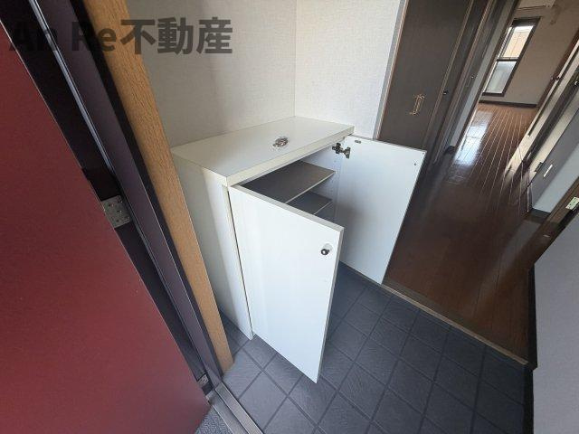 川口市北原台３丁目の賃貸マンションの玄関