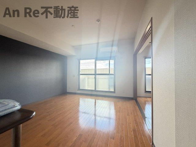 川口市北原台３丁目の賃貸マンションの居間・リビング