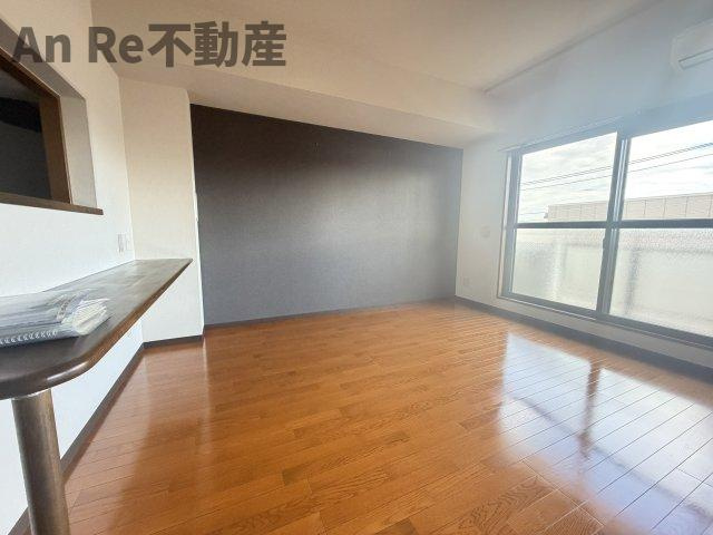 川口市北原台３丁目の賃貸マンションの内装