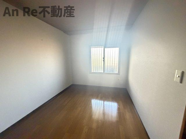 川口市北原台３丁目の賃貸マンションの洋室