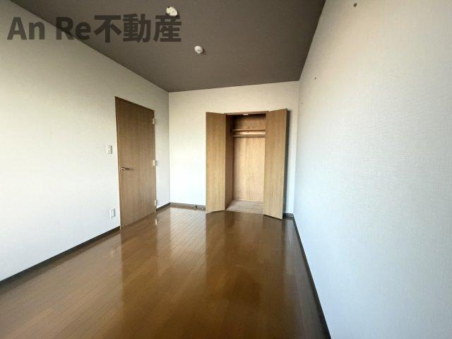 川口市北原台３丁目の賃貸マンションの内装