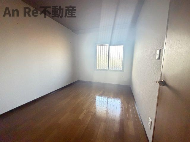 川口市北原台３丁目の賃貸マンションの洋室