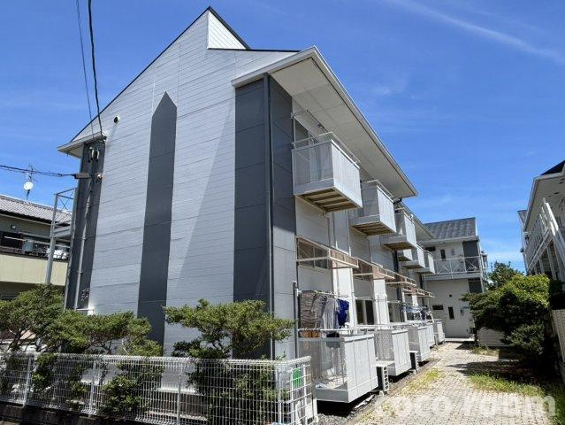 フローラ泉町Ａの外観