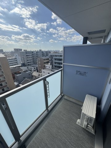 【バルコニー】ファーストフィオーレ北大阪リアン