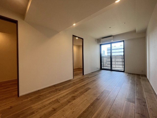【居間・リビング】RJR堺筋本町タワー 