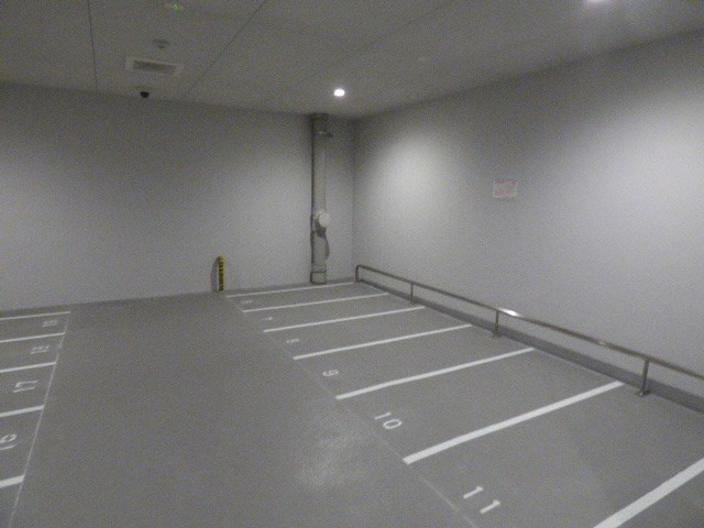 【駐車場】ファーストステージ梅田ＷＥＳＴ
