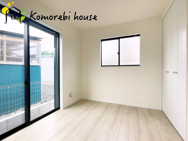さいたま市北区奈良町42番　新築一戸建て　ハートフルタウン　Jの洋室|明るい洋室です