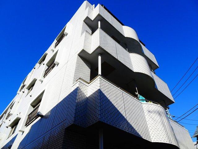 メゾンドシャンタルの外観|落ち着いた雰囲気の外観です