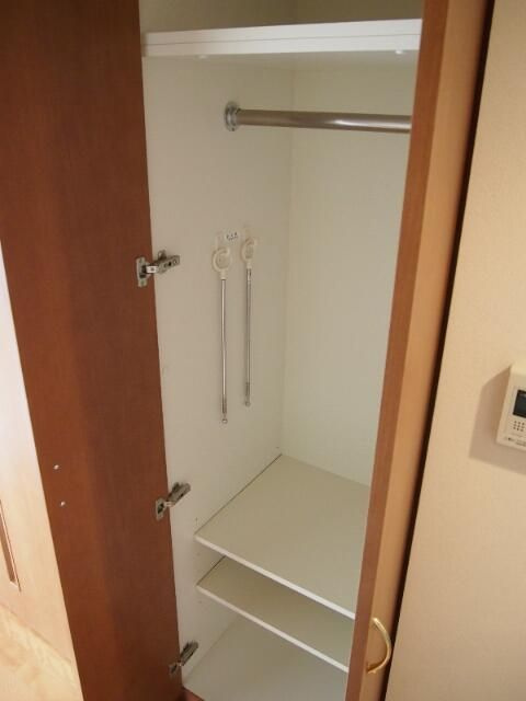 ルーブル早稲田六番館の収納