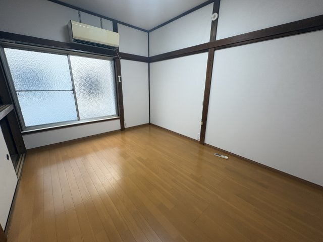 北区赤羽台３丁目の一戸建ての居間・リビング