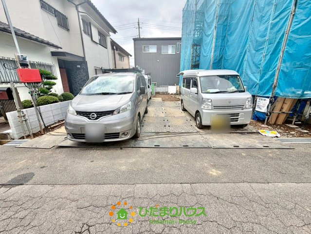 蓮田市緑町14期　新築一戸建て　リガーレの駐車場
