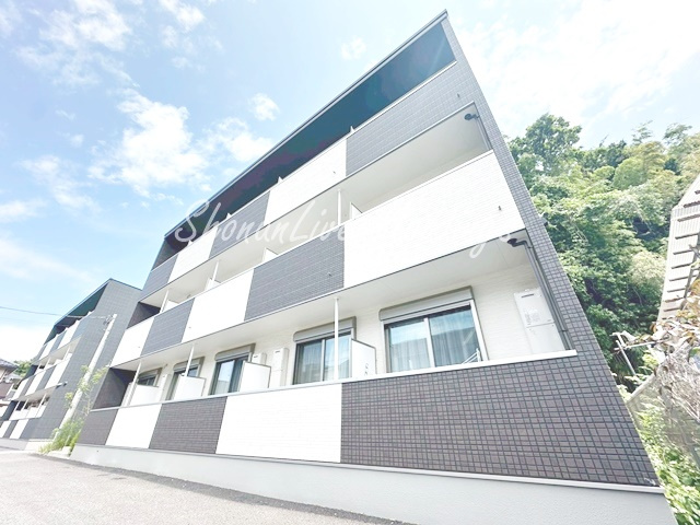 横浜市港北区篠原町のアパートの外観|おしゃれな外観♪