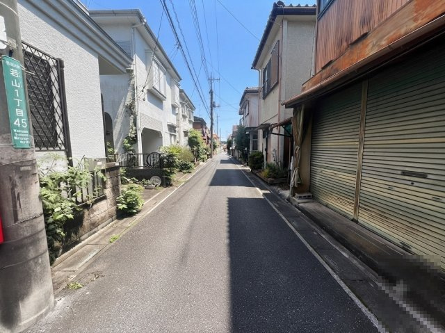 毛呂山町若山 【賃貸】owner change戸建の前面道路含む現地写真