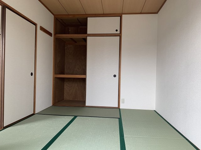ヤノマンションの内装