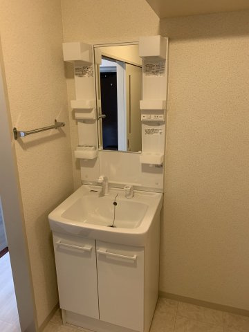 ヤノマンションの洗面所