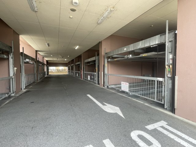 エバーライフ熊本中央の駐車場