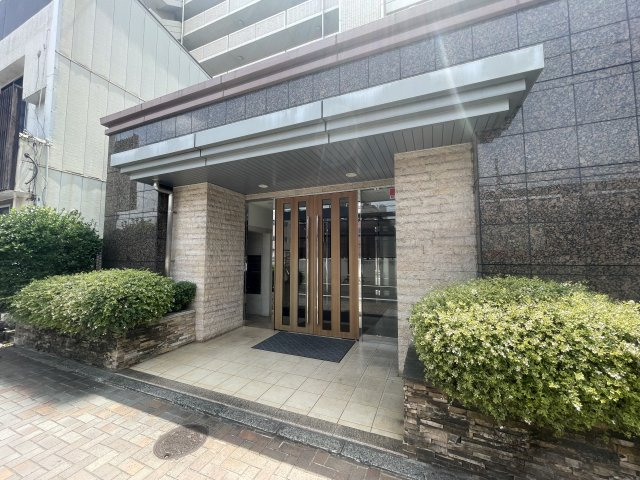 エバーライフ熊本中央のエントランス