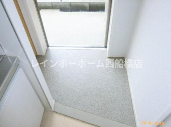 松戸市千駄堀のアパートの玄関