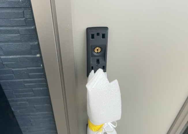 【防犯設備】 | 薬師台新築戸建 | 当然のことではありますが、オートロックやセンサーライト、ホームセキュリティーなどの防犯設備があれば、小さいお子様がいるご家庭も安心ですよね！まず物件購入の際は、防犯設備もチェックするようにしましょう。