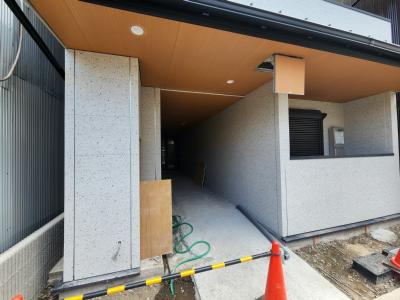 アドバンスコート四条堀川Ⅱのエントランス